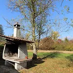 Mountain Hideaway For Four Vakantiehuis *