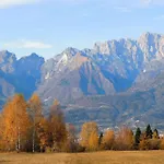 Mountain Hideaway For Four Vakantiehuis *